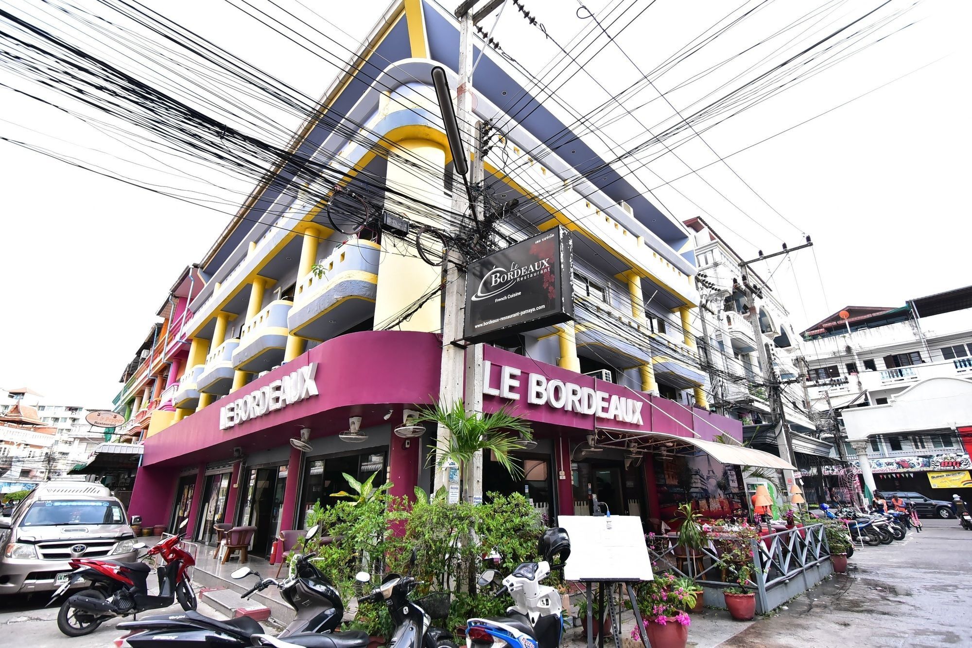 De Apartment 파타야 외부 사진